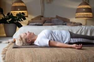 como fazer yoga nidra