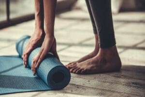 como escolher tapete de yoga ou ioga blog