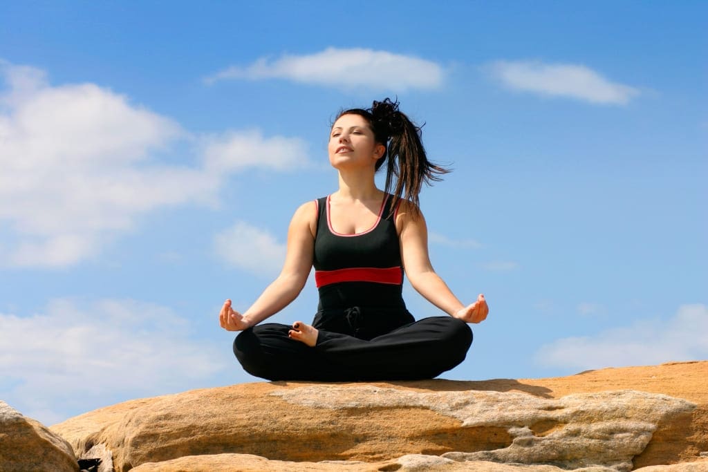 para que serve yoga benefício relaxamento