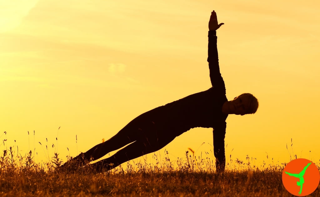 como fazer Vasisthasana prancha lateral
